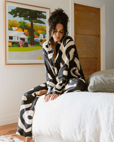 KENI Sleepwear Bright Eyes Linen Pants – Stylish and breathable linen pants perfect for comfort and relaxation on bed